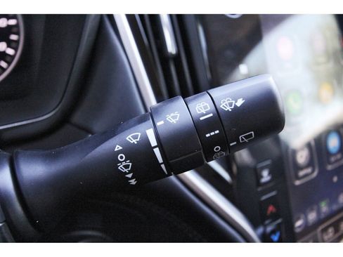 Used 2025 Subaru Outback Limited image 18