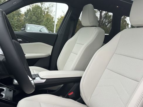 Used 2026 BMW X1 xDrive28i w/ Technology Package image 15