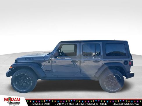 Used 2022 Jeep Wrangler Unlimited Sport image 2