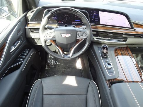 Certified 2024 Cadillac Escalade Premium Luxury w/ LPO, Floor Liner Package image 10