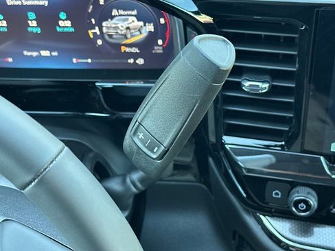 New 2026 Chevrolet Silverado 2500 ZR2 w/ ZR2 Bison Edition AWD/4WD image 21