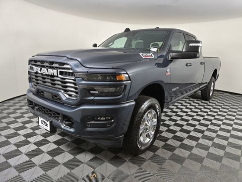 New 2026 RAM 2500 Big Horn AWD/4WD image 8