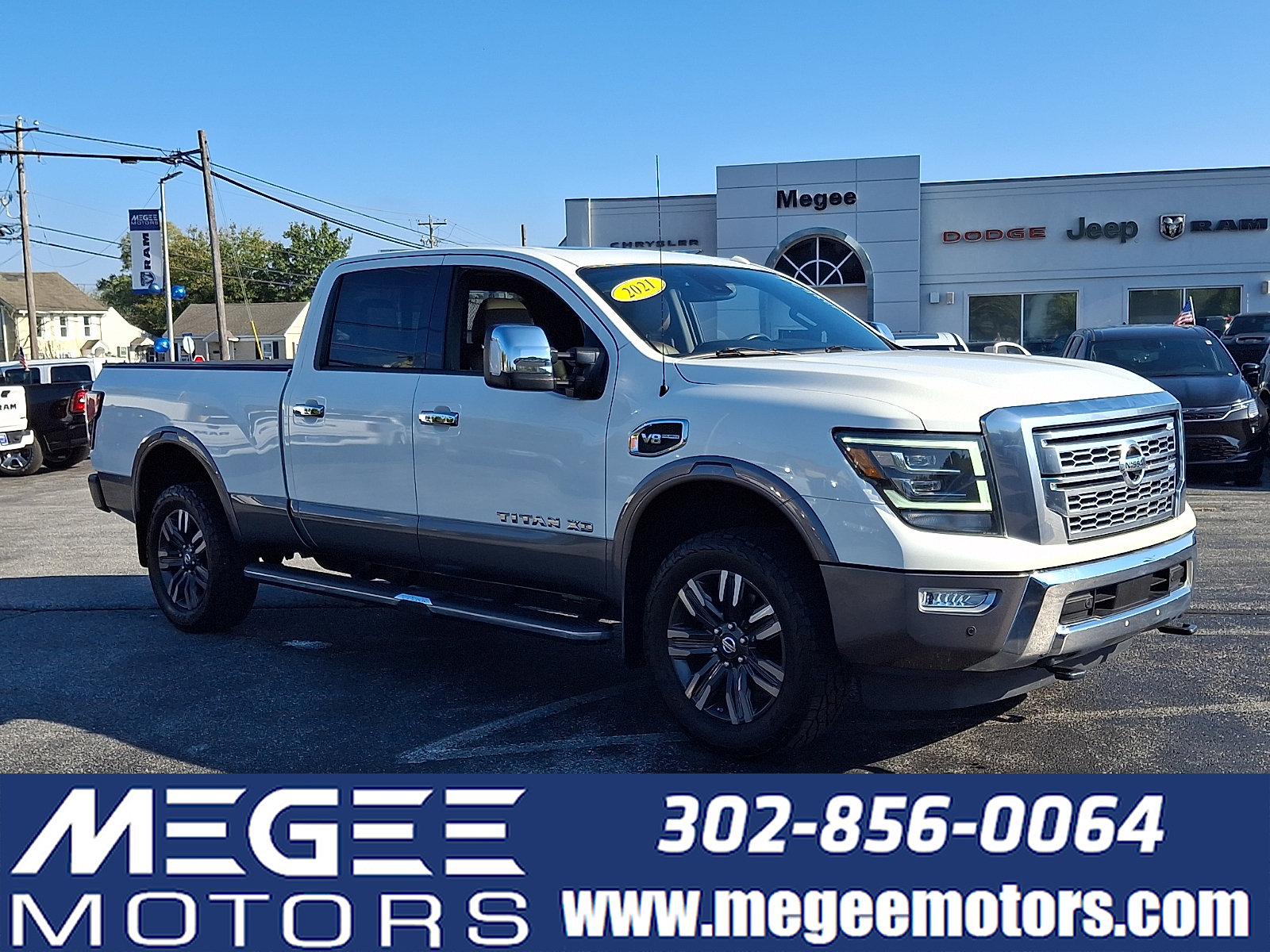 Used 2021 Nissan Titan Platinum Reserve w/ Moonroof Package AWD/4WD image 1