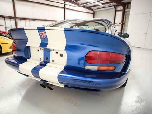 Used 1996 Dodge Viper GTS RWD image 7