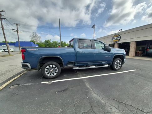 Used 2024 Chevrolet Silverado 2500 LT w/ All Star Edition AWD/4WD image 8