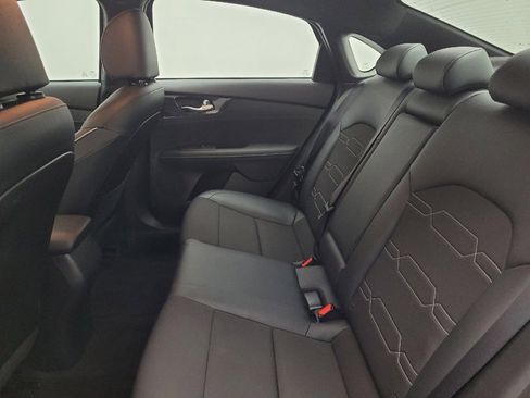 Used 2023 Kia Forte GT-Line image 18