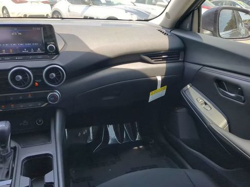 Certified 2025 Nissan Sentra S FWD image 14