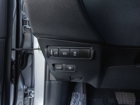 Certified 2023 Toyota Corolla Cross AWD Hybrid w/ Convenience Package image 15