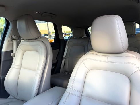 Used 2022 Lincoln Corsair FWD image 18