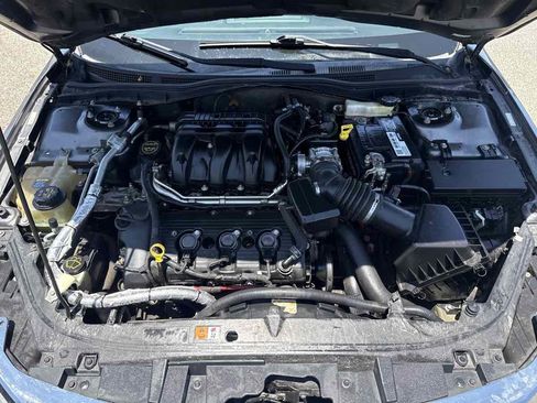 Used 2011 Ford Fusion SE FWD image 27
