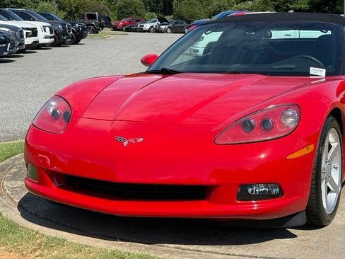 Used 2007 Chevrolet Corvette Convertible w/ Preferred Equipment Group RWD image 10