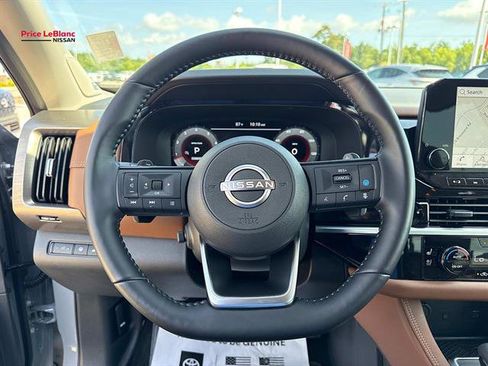 Used 2025 Nissan Pathfinder Platinum w/ Cargo Package FWD image 21