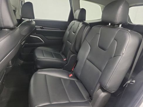 Certified 2023 Kia Telluride S AWD/4WD image 11
