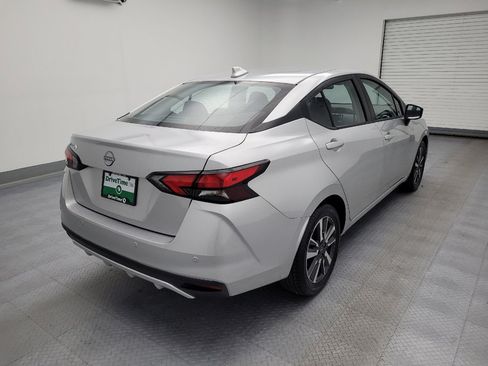 Used 2025 Nissan Versa SV FWD image 9