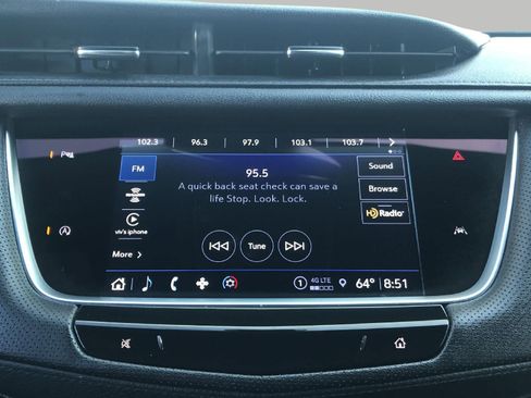 Certified 2024 Cadillac XT6 Luxury w/ LPO, Floor Liner Package AWD/4WD image 6