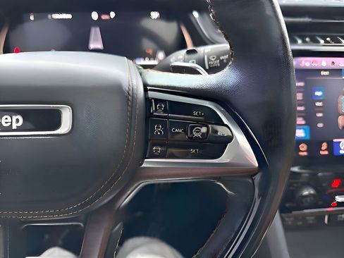 Used 2022 Jeep Grand Cherokee L Summit w/ Advanced Protech Group IV image 37