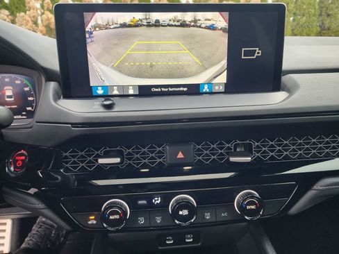 Used 2023 Honda Accord Sport image 31