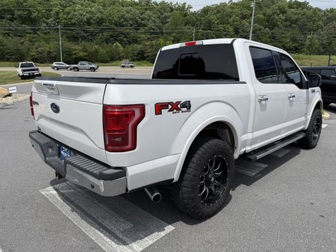 Used 2016 Ford F150 Lariat w/ Equipment Group 502A Luxury AWD/4WD image 5