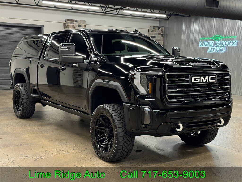 Used 2024 GMC Sierra 2500 AT4 w/ AT4 Premium Plus Package AWD/4WD image 1