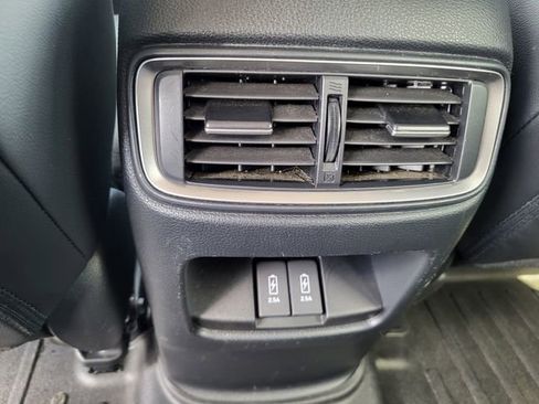 Used 2021 Honda CR-V Touring image 18