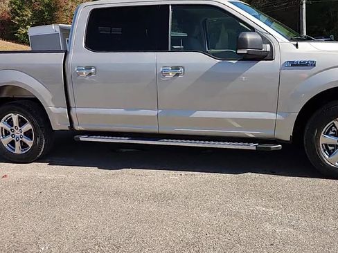 Used 2018 Ford F150 XLT w/ Equipment Group 302A Luxury image 9