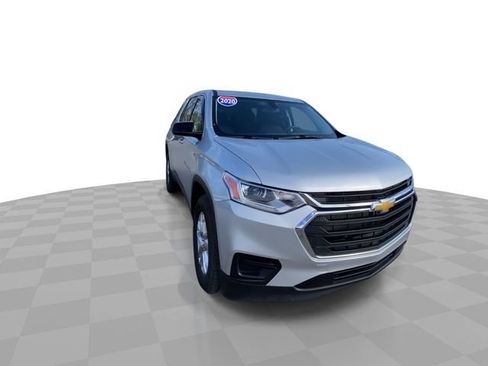 Used 2020 Chevrolet Traverse LS AWD/4WD image 4