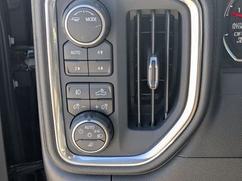 Used 2022 Chevrolet Silverado 1500 RST AWD/4WD image 16
