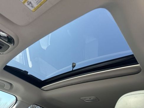 Used 2023 Subaru Outback Limited XT image 21