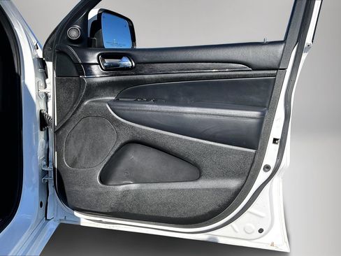 Used 2019 Jeep Grand Cherokee High Altitude image 28