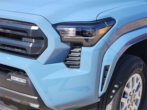 New 2026 Toyota Tacoma SR5 image 6