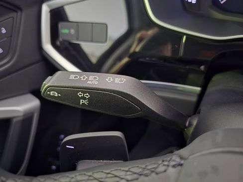 Used 2022 Audi Q3 2.0T Premium image 17