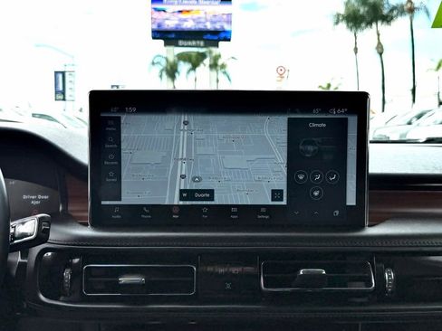 Used 2023 Lincoln Nautilus Reserve image 24