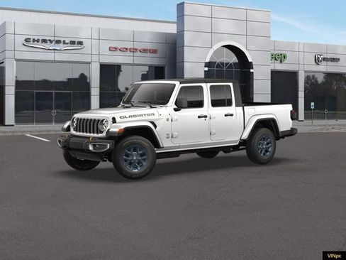 New 2026 Jeep Gladiator Sport AWD/4WD image 2