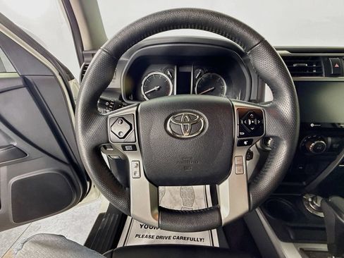 Used 2022 Toyota 4Runner TRD Sport w/ Technology Package AWD/4WD image 12