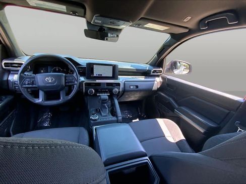 Used 2025 Toyota Tacoma SR5 AWD/4WD image 16