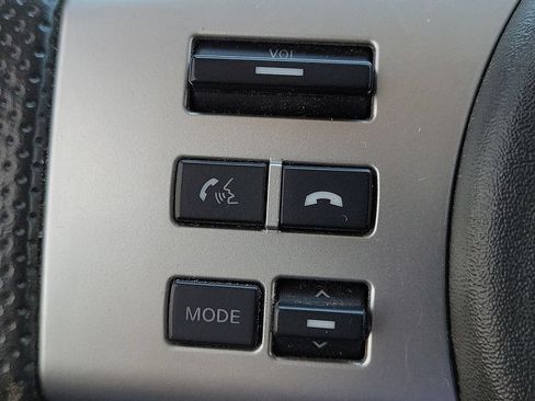 Used 2017 Nissan Frontier SV RWD image 21