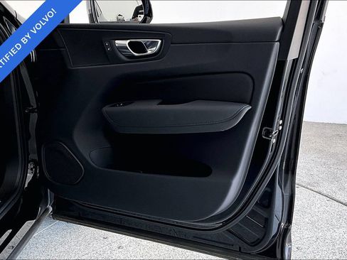Certified 2026 Volvo XC60 B5 Plus AWD/4WD image 23