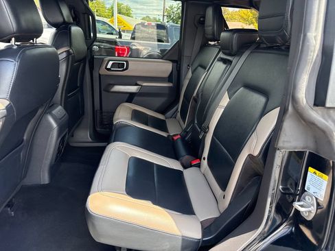 Used 2023 Ford Bronco Wildtrak AWD/4WD image 15