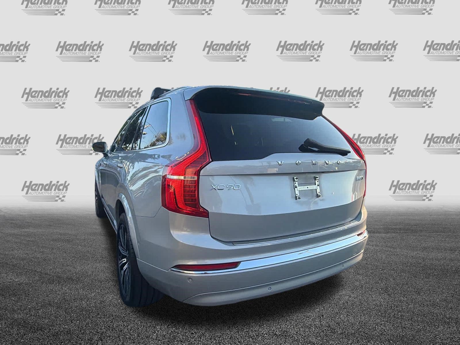 Used 2024 Volvo XC90 B5 Plus w/ Protection Package Premier AWD/4WD image 10