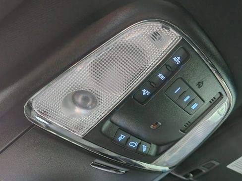 Used 2020 Dodge Durango R/T w/ Blacktop Package image 39