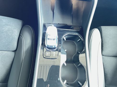 New 2026 Volvo EX40 Ultra AWD/4WD image 22