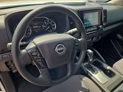 Used 2023 Nissan Frontier S w/ Technology Package RWD image 10