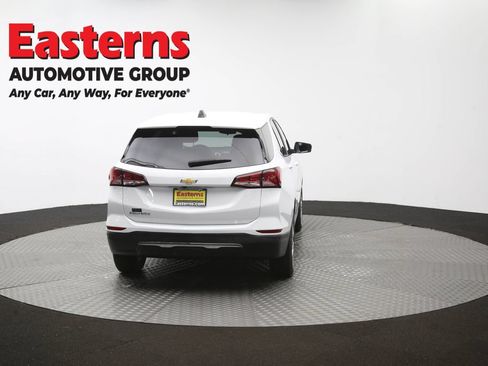 Used 2022 Chevrolet Equinox LT AWD/4WD image 37