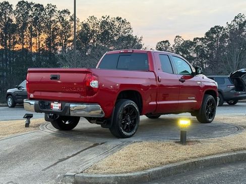 Used 2019 Toyota Tundra SR5 w/ SR5 Upgrade Package image 7