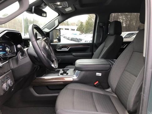 Used 2025 Chevrolet Silverado 2500 LT w/ Trail Boss Package image 12