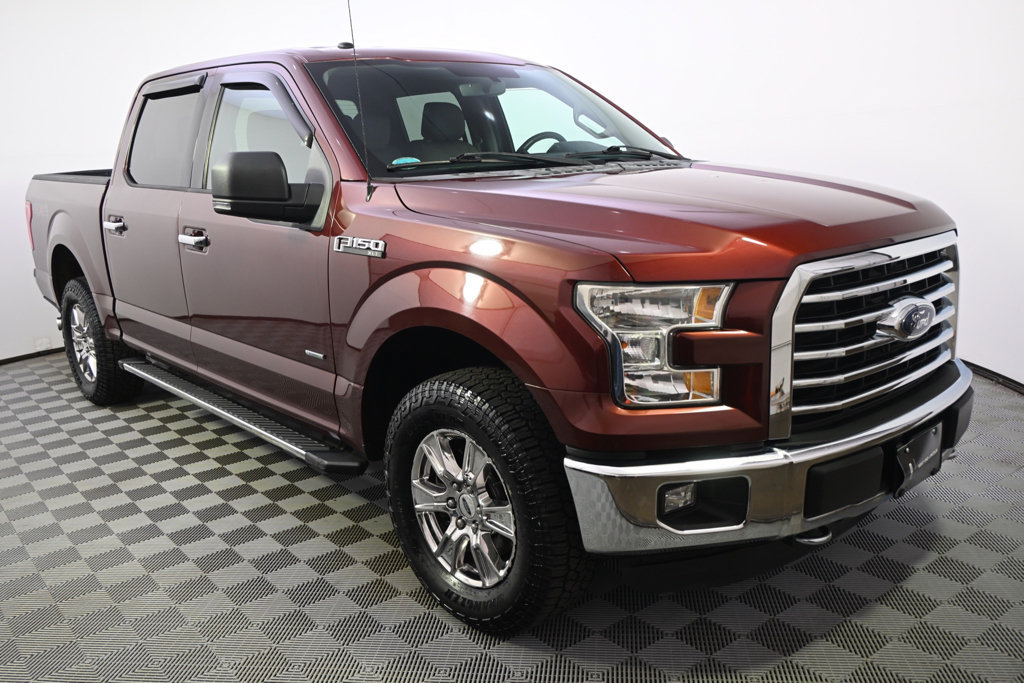Used 2015 Ford F150 XLT w/ Equipment Group 301A Mid AWD/4WD image 8