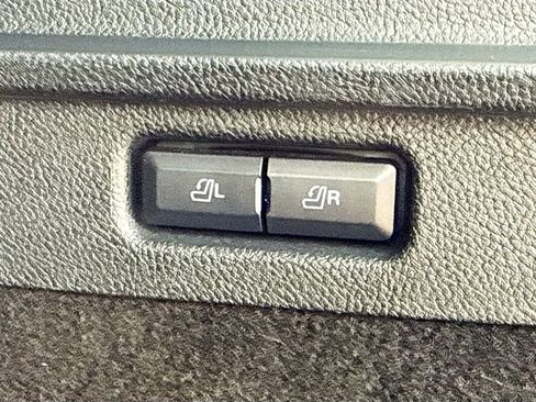 Used 2020 Lincoln Corsair FWD image 12