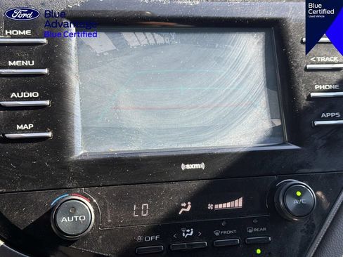 Used 2020 Toyota Camry SE FWD image 27