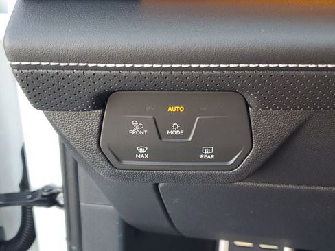 New 2026 Volkswagen Atlas SEL Premium R-Line AWD/4WD image 31