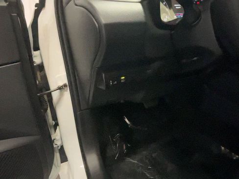 Used 2023 Toyota Corolla LE w/ Carpet Mat Package (TMS) FWD image 33